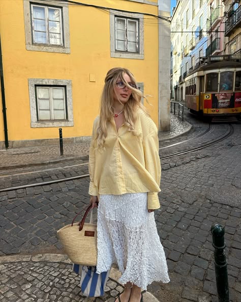 walking the streets of Lisbon🍊✨ shirt @zara skirt @bershka bag @sezane Lisbon Outfit Ideas, Portugal Street Style Summer, Paris Summer Style, Summer Edits, Bershka Bag, Lisbon Fashion, Fashion Content Creator, Portugal Trip, Business Casual Fall