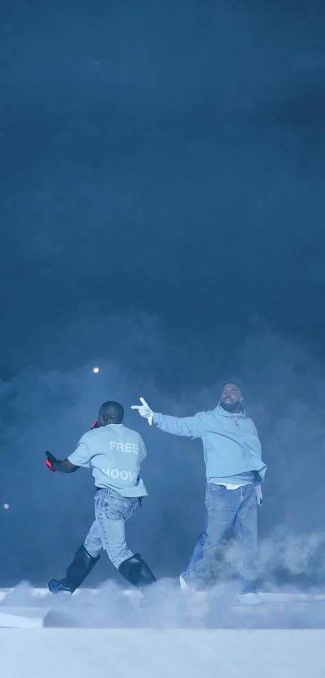 #kanye #kanyewest #ye #larryhoover #drake #drizzy #concert #rap #hiphop #music #art #artists #drizzy Drake Kanye Wallpaper, Hiphop Artist Wallpaper, Ios 16 Rap Wallpaper, Kanye Concert Aesthetic, Iconic Rap Photos, Ios 16 Wallpaper Music Artist, Tuff Ios 16 Wallpapers, Music Artists Aesthetic Wallpaper, Drake And Kanye Wallpaper