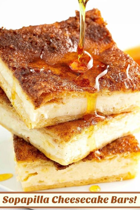 Cinnamon spiced Sopapilla Cheesecake Bars with a crunchy cinnamon sugar topping and a generous drizzle of honey on top. EASY recipe! #cheesecake #dessert #sopapilla Sopapilla Cheesecake Recipe, Cheesecake Easy Recipe, Sopapilla Cheesecake Bars, Cinnamon Cheesecake, Cheesecake Easy, Sopapilla Cheesecake, Scones Recipe Easy, Scones Easy, Easy Meal Ideas