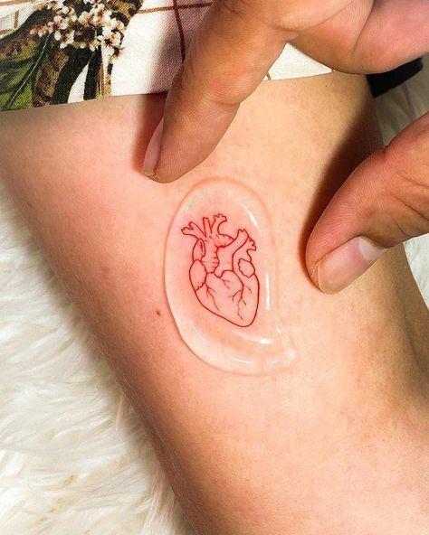 Real Heart Tattoos, Human Heart Tattoo, Simple Heart Tattoos, Maching Tattoos, Red Heart Tattoos, Wrist Tattoo Designs, Anatomical Heart Tattoo, Small Pretty Tattoos, Petite Tattoos