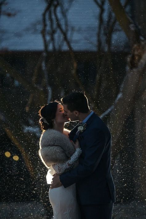 Snow Wedding Photography, Industrial Wedding Photos, Alaskan Wedding, Wedding Group Photos, Snowy Wedding, Winter Wedding Photos, Snow Wedding, February Wedding, Wedding Themes Winter