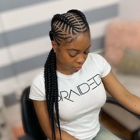 10 Epic Nigerian Hairstyles That Have Been Beautifully Revamped | ThriveNaija Fishbone Braids For Black Women, Stylish Cornrows, Ghana Braids Cornrows, Ghana Braids Hairstyles, Cornrow Styles, Tan Skin Blonde Hair, Stylish Naija, Ghana Braids, Feed In Braids Hairstyles