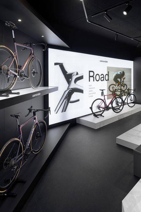 Bike Store Ideas, Bike Showroom Interior Design, Bicycle Shop Design, Bike Shop Interior Design, Bicycle Showroom, Cycle Store Design, Bike Exhibition, Bike Showroom, Santa Cruz Bicycles