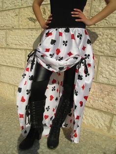 Gothic,Punk Lolita Skirts and Dresses on Pinterest | 158 Pins Jester Clothing, Ren Faire Skirt, Theater Bizarre, Clown Costume Diy, Disney Photoshoot, Jester Outfit, Steampunk Circus, Clown Jester, Office Party Outfits