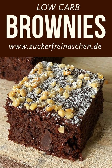 Dieses Rezept ist der Beweis, dass Low-Carb-Backen sehr einfach und gelingsicher in seiner Umsetzung ist. Ich habe viele zuckerfreie Rezepte, die ich öfter backe und dieses gehört definitiv dazu. Für mich sind Brownies absolute Süchtigmacher. Sie sind schokoladig, saftig und einfach sündhaft lecker. So macht zuckerfrei backen einen riesen Spaß. Viele meiner Freunde achten auf eine gesunde Ernährung und diese kleine Köstlichkeit darf bei uns auf keiner Party fehlen. #lowcarb #zuckerfrei Burrito Vegan, Law Carb, Cheesecake Brownie, Low Carb Brownies, Low Carb Sweets, Low Carb Baking, Low Carb Breakfast Recipes, High Protein Low Carb, Low Carb Meals Easy