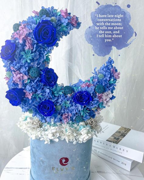 Moon Bouquet, Eternal Flower Bouquet, Fake Flowers Decor, Graduation Cards Handmade, Flower Shop Decor, Diy Bouquet Wrap, Eternal Flower, Flower Box Gift, Diy Arrangements