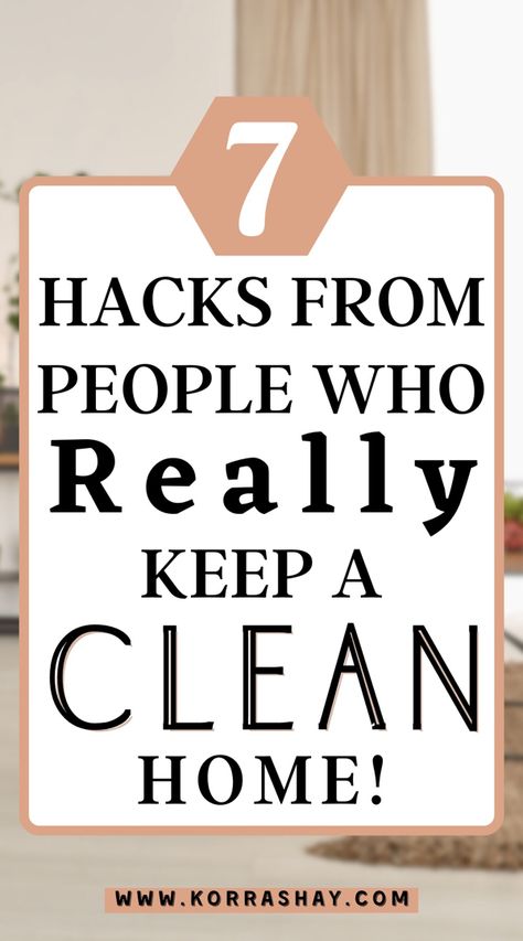 7 hacks from people who really keep a clean house! Want to keep a clean home? Then learn these helpful home cleaning tips! Deep Clean Kitchen, Household Cleaning Schedule, Clean Washer, Housekeeping Tips, An Organized Home, Easy Cleaning Hacks, House Cleaning Checklist, Cleaning Tips Tricks, Diy Cleaning Hacks