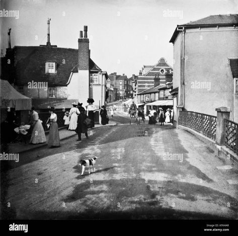 Download this stock image: Essex County United Kingdom, village and country scene, circa 1900 - KFK4AR from Alamy's library of millions of high resolution stock photos, illustrations and vectors. 1960s Greenwich Village, Essex County, London Slums 19th Century, Country Scenes, United Kingdom, High Resolution, Photo Image, England, Street View