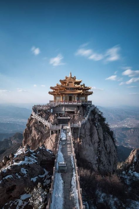 Amazing China - The majestic Golden Temple of Laojun Mountain, in China. This is the main peak of the eight hundred miles of Funiu Mountain in the Qinling Mountains...~.~ Laojun Mountain, Chinese Mountains, Greek Temple, Iphone Wallpaper Landscape, Luoyang, Golden Temple, Mountain Wallpaper, Chinese Landscape, San Michele