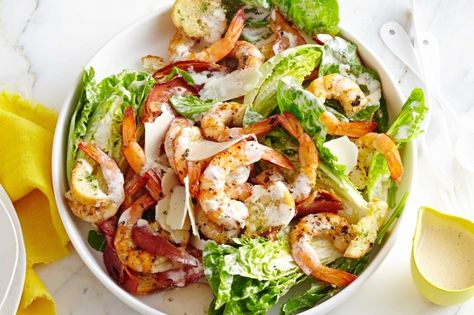 Chargrilled prawn Caesar salad Interesting Salads, Prawn Salad, Grilled Prawns, Classic Caesar Salad, Caesar Salad Recipe, Fish Salad, Fun Salads, Summer Salad Recipes, Sunday Roast