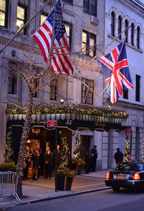 She Gracefully Made Her Way Out of the Car — and Didn't Forget to Wave | Kate Middleton Pregnant Style in New York 2014 | POPSUGAR Fashion Photo 24 The Carlyle Hotel, Nyc Upper East Side, Royal Arrival, Carlyle Hotel, Beulah London, Mark Hotel, The Carlyle, Private Dinner, Jenna Lyons