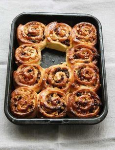 Chelsea Bun Recipe, Fruit Stuffing, River Cottage Recipes, Chelsea Buns, Chelsea Bun, River Cottage, British Baking, Bun Recipe, British Food