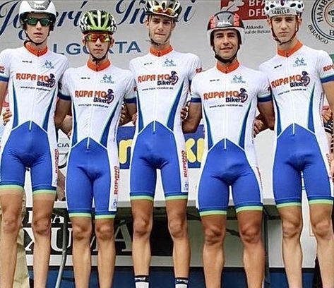 Cycling Attire, Sport Woman Fitness, Lycra Men, Men Sport Pants, Sports Boys, Mens Tights, Athletic Men, Sport Man, Cycling Outfit