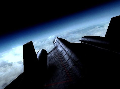 Lockheed SR-71 Blackbird, one of the greatest plane ever. Blackbird Wallpaper, Sr71 Blackbird, Skunk Works, Futuristic Retro, Lockheed Sr-71 Blackbird, Lockheed Sr 71, Jet Fighter Pilot, Aircraft Images, Sr 71 Blackbird