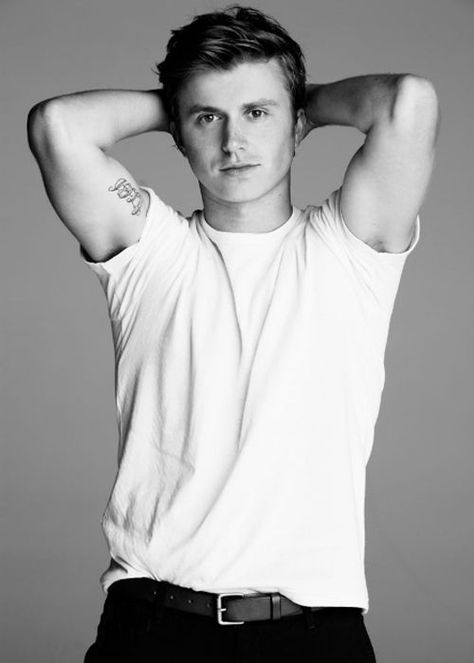 Footloose Movie, Kenny Wormald, Hello Gorgeous, Famous Faces, Man Crush, Hollywood Stars, Celebrities Male, Celebrity Crush, Favorite Celebrities