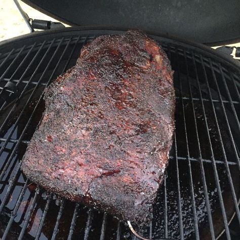 Tips for Texas Style Brisket on the Big Green Egg | Big Green Egg Blog Big Green Egg Brisket, Egg Smoker, Texas Style Brisket, Green Egg Bbq, Brisket Recipes Smoked, Big Green Egg Grill, Green Egg Grill, Big Green Egg Recipes, The Big Green Egg