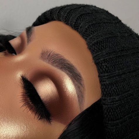 Black Halo Eye Makeup, Black Women Eyeshadow, Cut Crease Eyeshadow Black Women, Gold Halo Eyeshadow, Black And Gold Halo Eyeshadow, Halo Eyeshadow, Formal Makeup, Makeup Tattoos, The Beauty Department