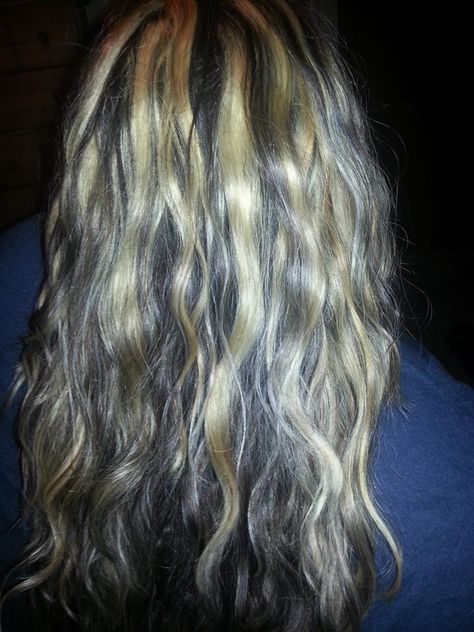 Chunky Highlights! Chunky Highlights Wavy Hair, Chunky Highlights Curly Hair, Chunky Blonde Highlights, Highlights Curly Hair, Chunky Highlights, Honey Blonde Highlights, Dream Style, Hair Life, Honey Blonde