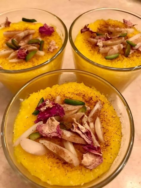 Mini homemade Sholeh Zard pots are the best individual desserts for dinner parties Sholeh Zard, Dinner Party Desserts, Saffron Rice, Individual Desserts, Rice Pudding, Memorial Service, Dinner Parties, Food Design, Design Ideas