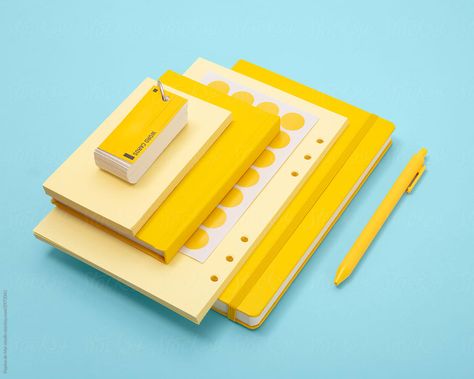 Some yellow office supplies on a blue background. Yellow Stationery, Yellow Pen, Yellow Office, Cute Stationary School Supplies, Stationary School, Cute Stationary, Office Stationery, Golden Yellow, Pastel Yellow