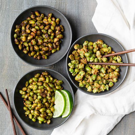 Recipes With Edamame Beans, Edamame Recipes Snack, Edamame Benefits, Edamame Snack, Roasted Edamame, Edamame Recipes, Can Chicken Recipes, Protein Packed Snacks, Low Carb Pasta