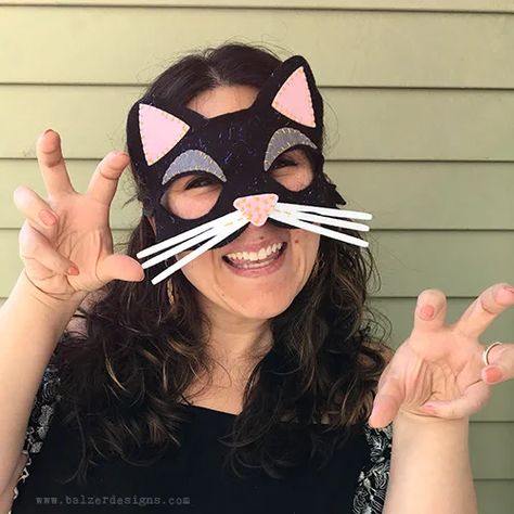 Cat Costume Kids, Cat Mask Diy, Fancy Dress Costumes Kids, Cat Costume Diy, Last Minute Halloween Costume, Free Kids Coloring Pages, Book Day Costumes, Masks Crafts, Last Minute Halloween