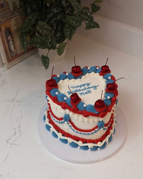 4th of July birthday 🇺🇸🎂 - Cake Details - Size: Standard 7” (2 layers) Add-ons: Red glitter maraschino cherries (edible) + pearls (edible) 4th Of July Sheet Cake, Patriotic Cake Ideas, Red White Blue Cake, Fourth Of July Cake, Red White And Blue Cake, Patriotic Cake, Fourth Of July Cakes, 4th Of July Birthday, French Cake