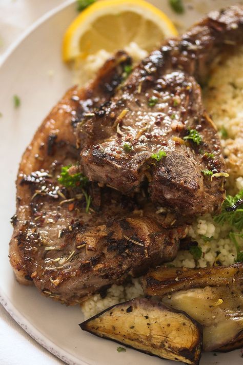 These spicy marinated Turkish lamb chops are simple and satisfying. You will only need a few ingredients, a skillet, and about 5 minutes to sear these mouthwatering lamb chops. #thefastrecipe #turkishlambchops #lambchops #pansearedlambchops #turkishlamb #turkishfood #turkishrecipe #skilletlambchops Turkish Lamb Chop Recipes, Turkish Lamb Chops, Spicy Lamb Chops, Turkish Lamb Recipes, Turkish Barbecue, Lamb Chops Marinade, Lamb Chops Pan Seared, Turkish Lamb, Lamb Loin Chops