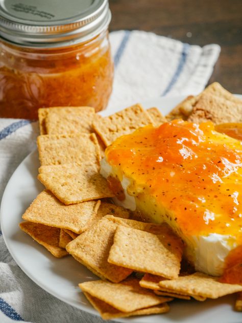 Hot Jezebel Dip – 12 Tomatoes Jezebel Dip, Jezebel Sauce, Apricot Preserves, Cooking Panda, Dip Sauce, Cheese And Crackers, Hot Appetizers, Sweet And Spicy Sauce, Roasted Pork