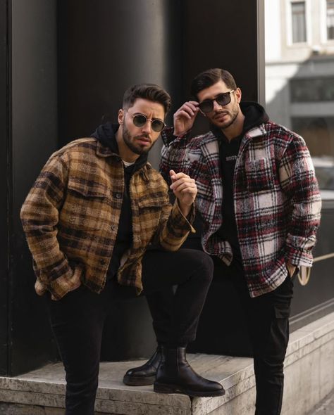 Flannel Jacket Outfit, Bad Boy Outfits, Flannel Outfits Men, Shacket Outfit, Dressing Ideas, Flannel Outfits, Men Fashion Casual Shirts, Mens Trendy Outfits, Textured Jacket