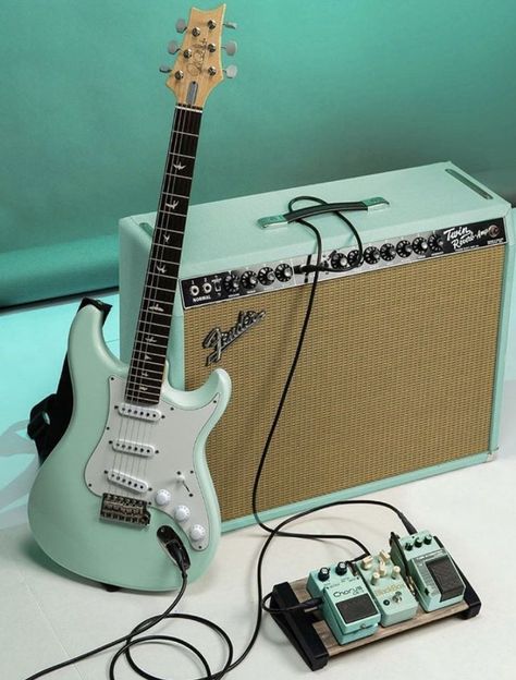 Strat Guitar Aesthetic, Fender Guitars Aesthetic, Electric Guitar Amp, Guitar And Amp, Guitar Aesthetic, Electric Guitar Design, Electric Guitar And Amp, Guitar Obsession, Music Studio Room