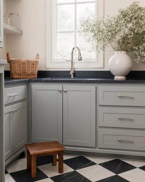 Colors To Pair With Black, Black Granite Kitchen Countertops, Black Granite Countertops Kitchen, Blue Painted Cabinets, Dark Granite Countertops, Black Granite Kitchen, Granite Bathroom Countertops, Black Kitchen Countertops, Kitchen Cabinet Color Ideas