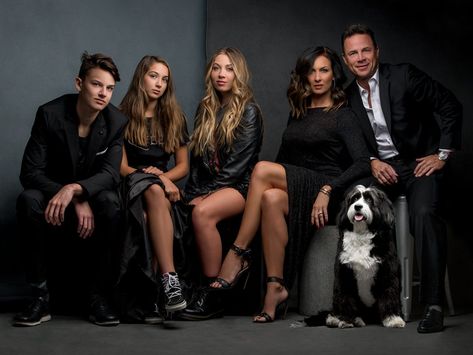 Black Couch Photoshoot, Mob Boss Photoshoot Ideas, Black Formal Family Photoshoot, Cool Family Portraits, Formal Family Portrait Studio, Black Background Family Photoshoot, Black Tie Family Photo Shoot, Family Photoshoot Outfits Black, Family Christmas Pictures With Teenagers