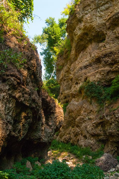 Cool Grand Canyon Of Missouri 2022 Check more at https://ihsanpedia.com/grand-canyon-of-missouri/ Grand Canyon Bucket List, Travel Missouri, Missouri Hiking, Missouri Town, Acadia National Park Camping, Missouri State Parks, Grand Canyon Camping, Missouri Travel, Camping Destinations