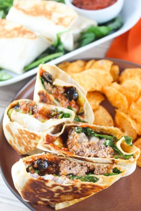 Meatball Wraps Italian, Meatball Tortilla Wrap, Meatball Wraps Recipes, Meatball Leftover Ideas, Leftover Meatball Recipes, Meatball Wrap, Meatball Wraps, Italian Wrap, Meatball Sandwich Recipes