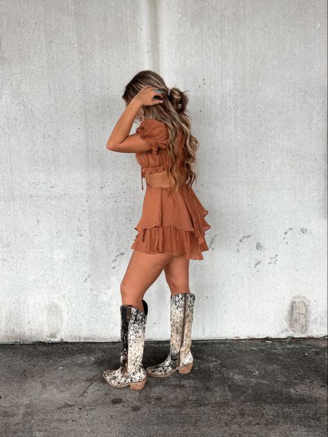 Boots And Dress Outfit Western, Western Romper Outfit, Fall Country Wedding Guest Outfit, Casual Nashville Outfit, Country Dresses With Cowboy Boots, Western Date Night Outfit, Black Dress And Cowboy Boots, Western Maternity Outfits, Cowgirl Boots And Dress Outfit