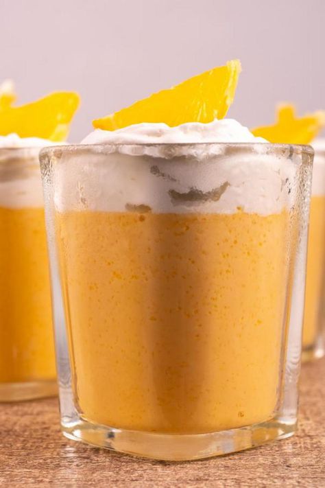 Orange Pudding Shots, Creamsicle Shots Recipe, Orange Creamsicle Pudding Shots, Creamsicle Pudding Shots, Orange Creamsicle Jello Shots, Creamsicle Jello Shots, Orange Creamsicle Jello, Vodka Jello Shots, Creamsicle Jello