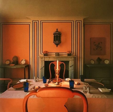 BEAU-TRAPS on Instagram: “The Orange Room by David Hicks via @acquadiartem #davidhicks” Orange Dining Room, Neoclassic Interior, Diy Bath Soak, Orange Room, Orange Rooms, David Hicks, Classical Furniture, The World Of Interiors, Dinner Room