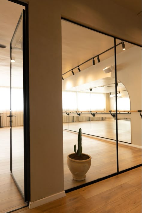 Barre Studio Design Ideas, Barre Studio Design, Dance Room In House, Dance Studio Room, At Home Dance Studio, Dance Studio Lobby, Home Pilates Room, Aesthetic Dance Studio, Public Building Design