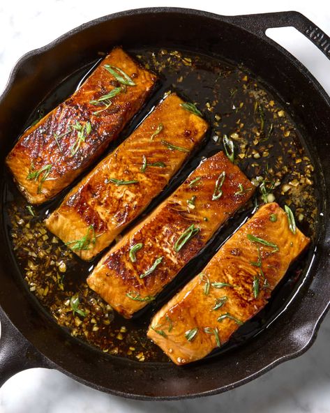 Honey Garlic Salmon Recipe (5 Ingredients, 20 Minutes) | The Kitchn Honey Lemon Salmon, Recipes To Make For Dinner, Honey Garlic Salmon, Garlic Salmon, Easy Salmon Recipes, Savory Sauce, Recipes To Make, Honey Garlic, Salmon Fillets