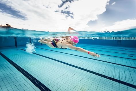 Kneeling Exercises, Swimming Body, Outdoor Recreational Activities, Swim Technique, Triathlon Swimming, Water Time, Creating A Vision, Swim Coach, Swimming Tips