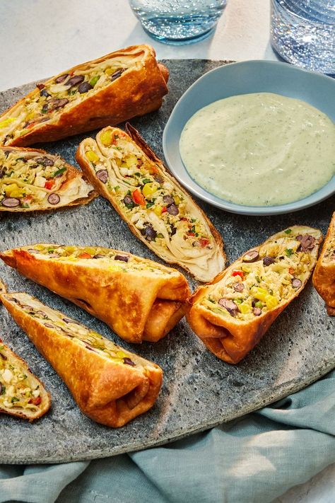 Southwestern Egg Roll, Southwestern Eggrolls Recipe, Chilis Southwestern Eggrolls, Eggrolls Recipe, Southwest Eggrolls, Southwest Egg Rolls, Southwestern Egg Rolls, Egg Roll Recipes, Egg Roll