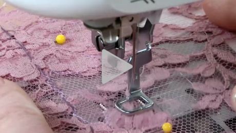 Sewing Lace, Beginner Sewing Projects Easy, Leftover Fabric, Sewing Projects For Beginners, Sewing Skills, Love Sewing, Sewing For Beginners, How To Sew, Sewing Patterns Free