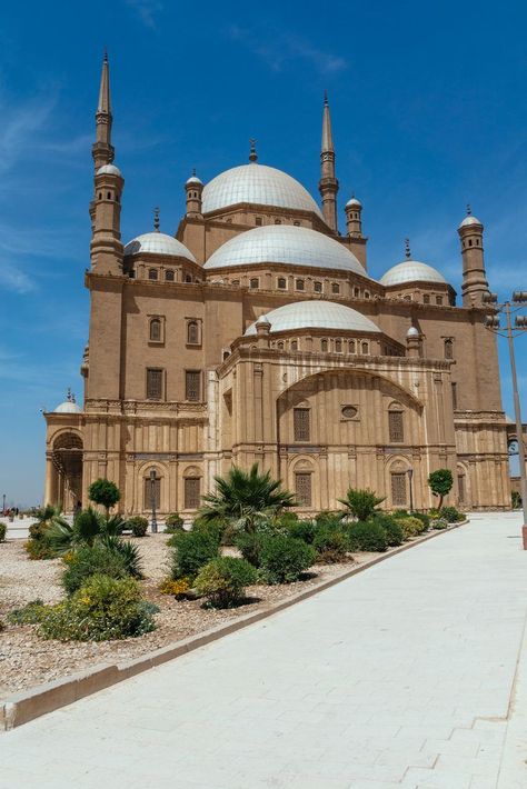 Cairo Citadel, Places In Egypt, Egypt Culture, Story Photography, Travel Photography Tips, Beautiful Mosques, Travel Photography Inspiration, Egypt Travel, Cairo Egypt