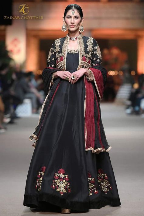 New Dress Design Indian, Lehenga For Wedding, Zainab Chottani, Designer Anarkali Dresses, Black Lehenga, Pakistani Formal Dresses, Fashion Designers Famous, Desi Outfits, Embellished Neckline