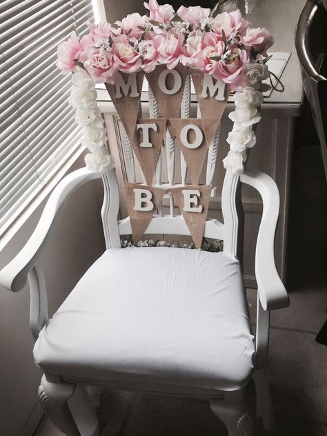 Baby shower chair idea.   Flowers from Walmart  , Wood letters from Michaels  ,Wood chair was painted with flat white spray Mom To Be Chair, Perlengkapan Bayi Diy, Baby Shower Chair, 21 Party, Girl Shower Themes, Boy Baby Shower Ideas, Baby Shower Invitaciones, Shower Chair