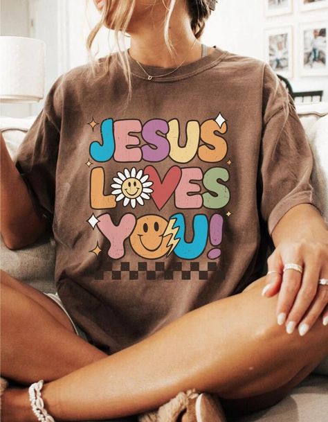 Jesus Loves You Shirt, Comfort Colors, Christian Shirt, Faith Shirt, Religious Shirt, Christian Gifts, Jesus Shirt, Christian Clothing - Etsy Jesus Clothes, Boda Ideas, Christian Quotes Wallpaper, Jesus Shirt, Faith Shirt, Christian Shirt, Jesus Shirts, Jesus Loves You, Christian Clothing