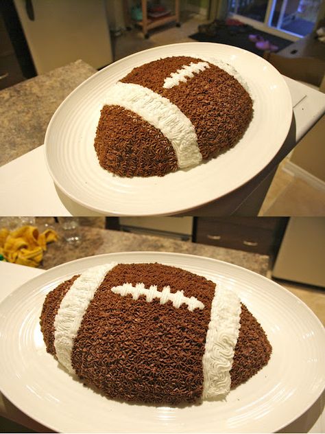 Eat. Bake. Sew. Love.: Football Birthday Cake! Football Smash Cake 1st Birthdays, Football Smash Cake, Seahawks Party, Football Cakes, Birthday Extravaganza, Football Birthday Cake, Sports Cakes, Football Moms, Savory Cakes