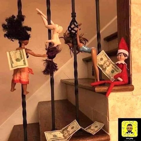 Toddler Meme, Pole Dancers, Broken Humor, Black Twitter, Bad Barbie, Elf Activities, Black Jokes, Exotic Dance, Scary Mommy