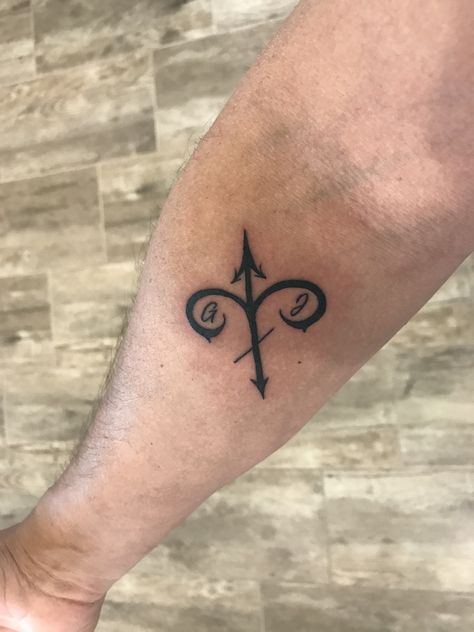 Sagittarius Aries Tattoo, Aries Sagittarius Tattoo, Aries And Sagittarius Tattoo, Sagittarius And Aries, Couples Tats, Aries Tattoo Ideas, Aries Zodiac Tattoos, Son Tattoos, Sagittarius Tattoo Designs